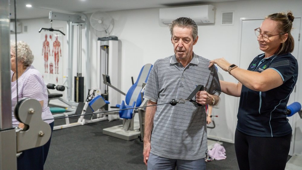 Burnie Brae Healthy Connections Member exercising with Exercise Physiologist